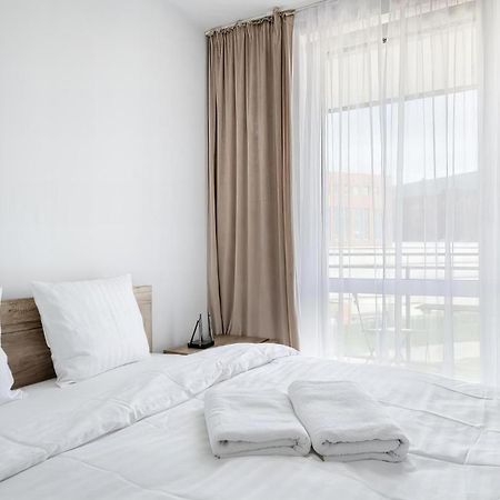 Mlambert - Aparthotel Warsaw Ngoại thất bức ảnh